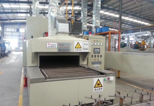 五金、塑膠噴涂線設(shè)備 (7)